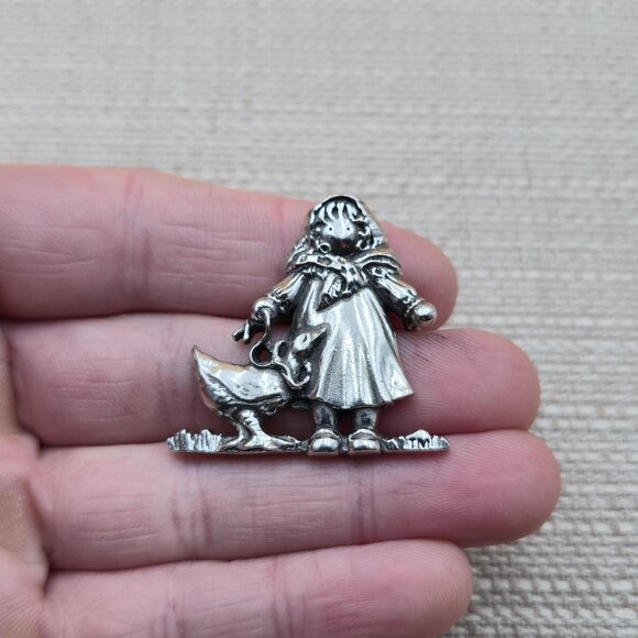 Silver Tone Girl With Pet Duck Pin Brooch A5037 - Picture 1 of 5